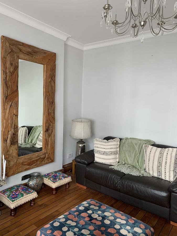 Adanhouse-Stockland Spacious 5 Bedroom House Sleeps 12 Private Garden Cardiff Ngoại thất bức ảnh