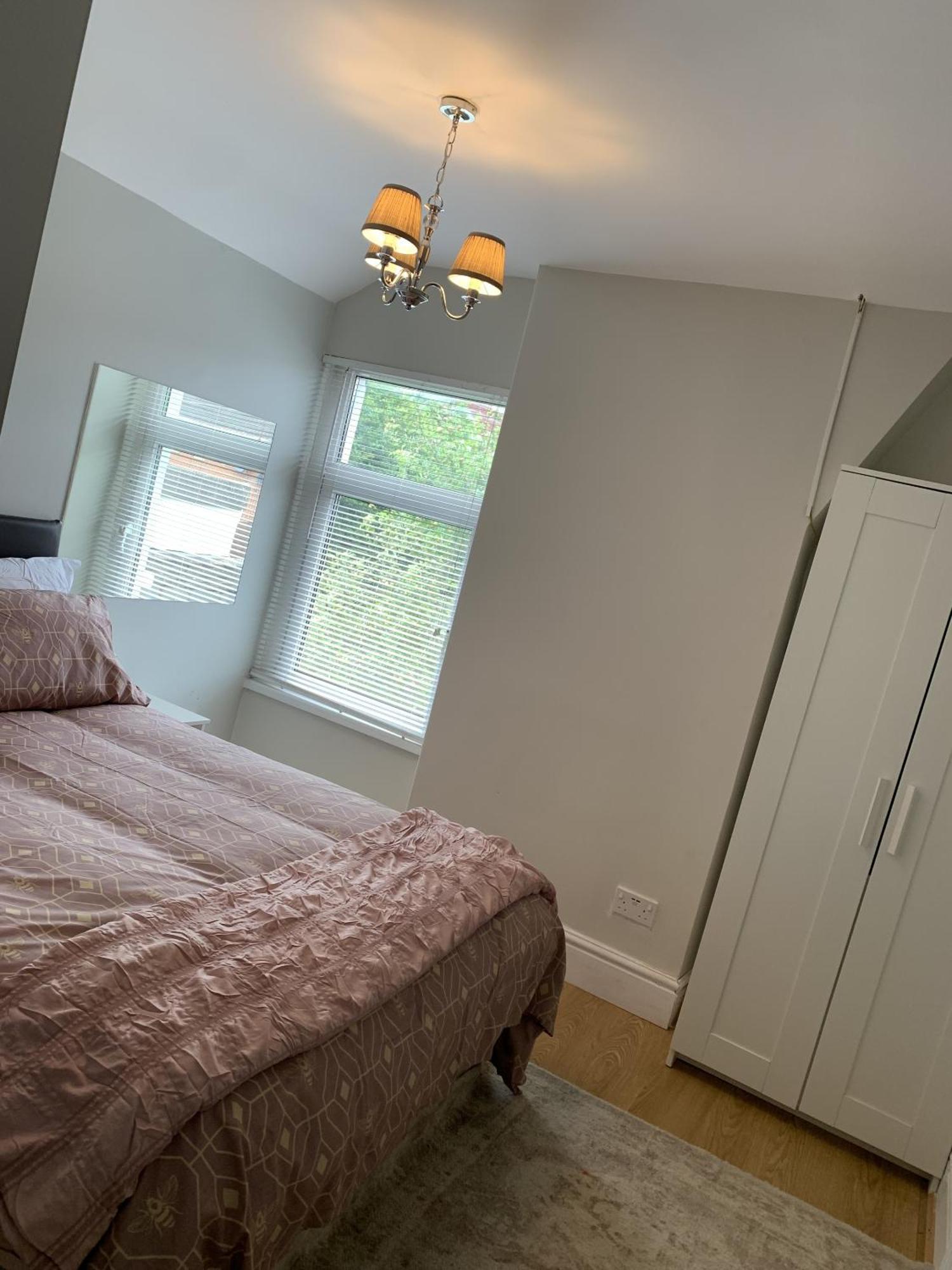 Adanhouse-Stockland Spacious 5 Bedroom House Sleeps 12 Private Garden Cardiff Ngoại thất bức ảnh