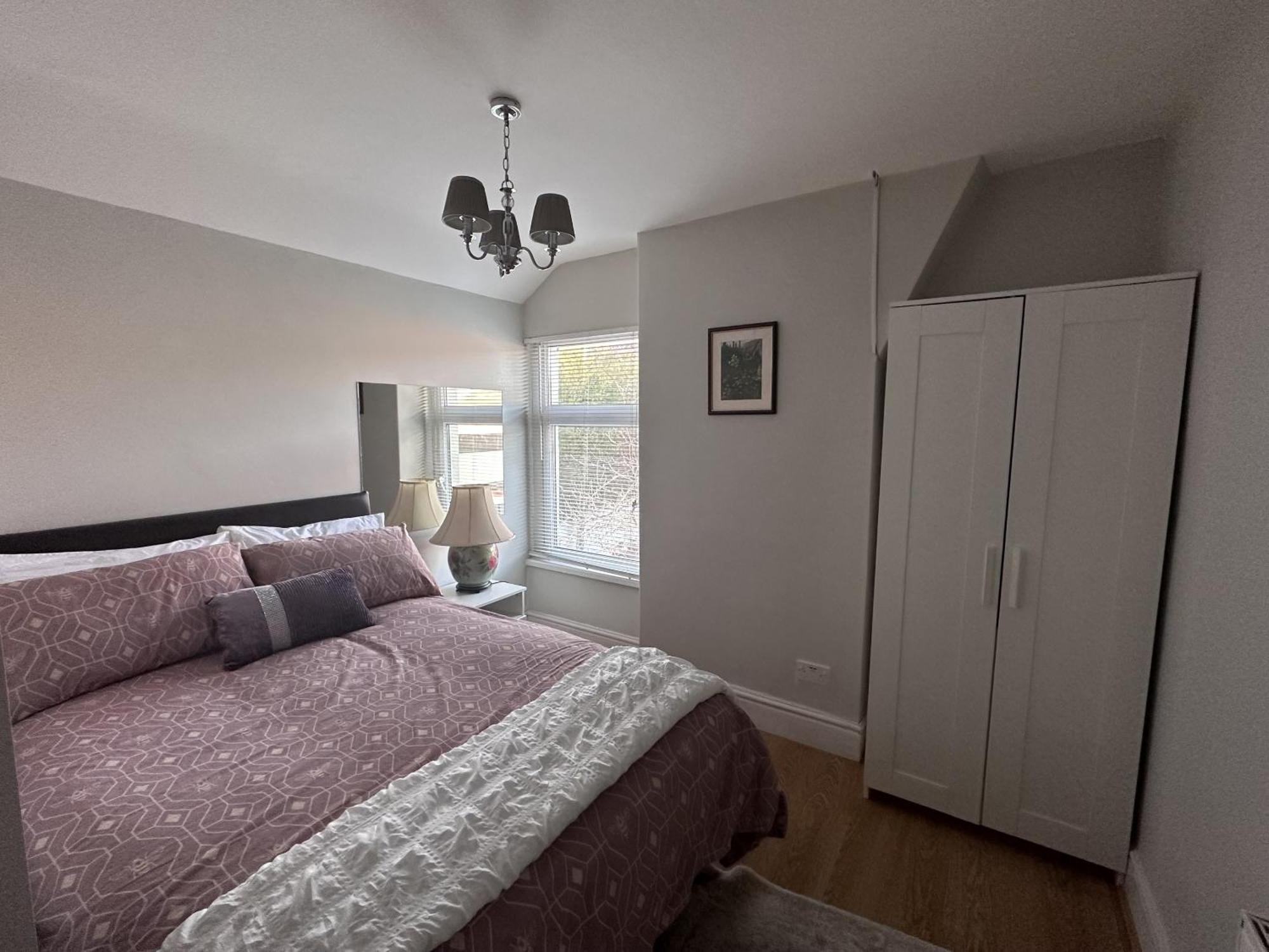 Adanhouse-Stockland Spacious 5 Bedroom House Sleeps 12 Private Garden Cardiff Ngoại thất bức ảnh