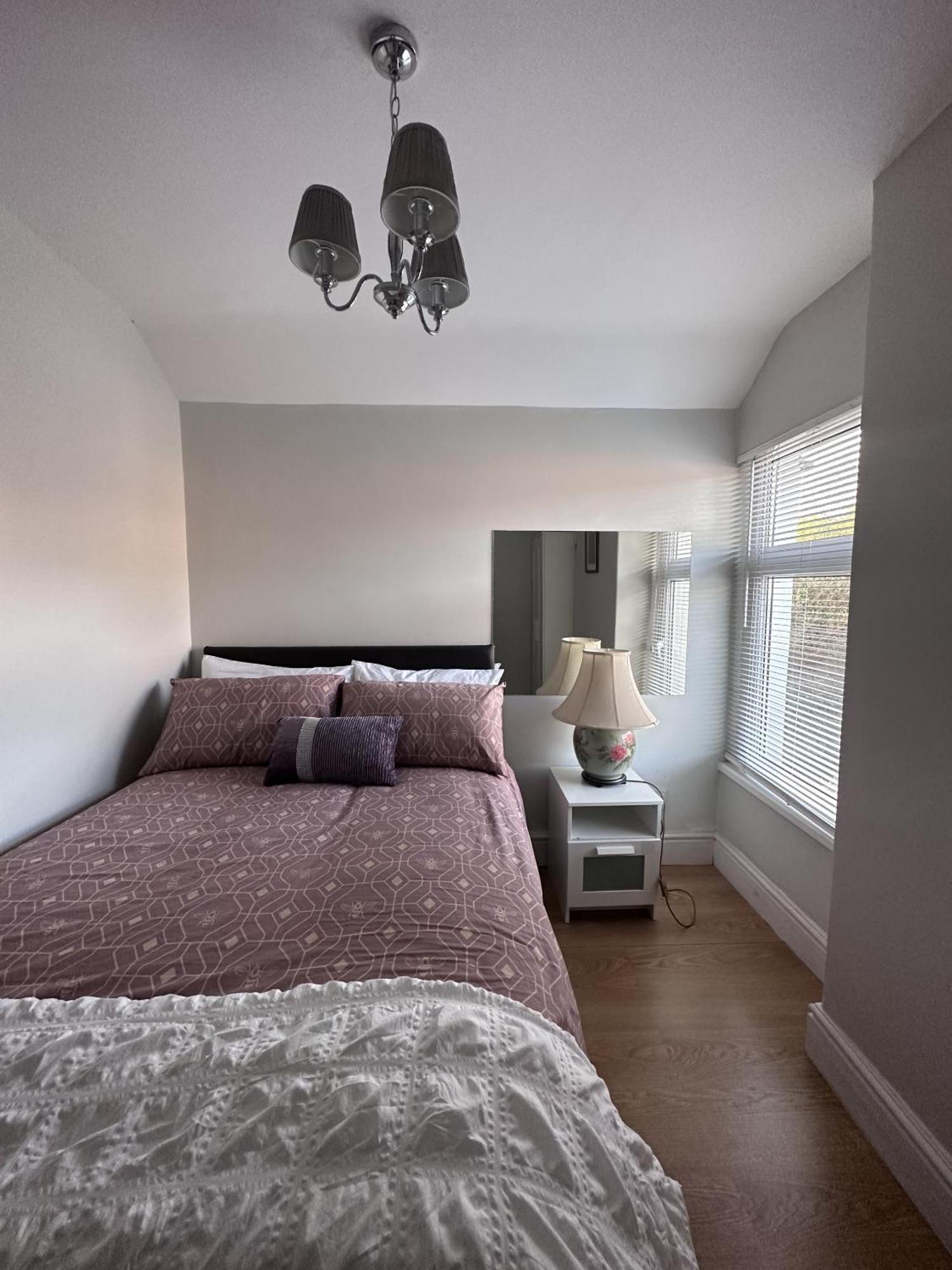 Adanhouse-Stockland Spacious 5 Bedroom House Sleeps 12 Private Garden Cardiff Ngoại thất bức ảnh