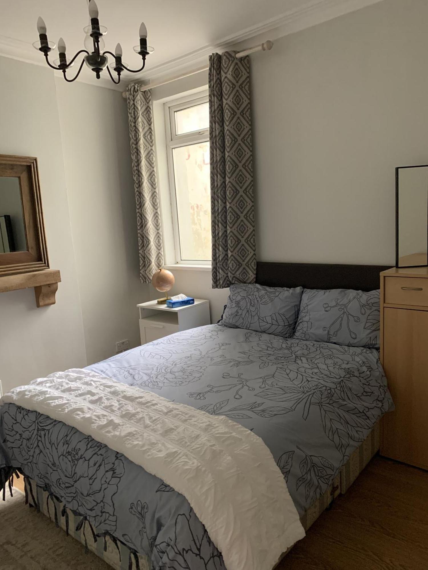 Adanhouse-Stockland Spacious 5 Bedroom House Sleeps 12 Private Garden Cardiff Ngoại thất bức ảnh