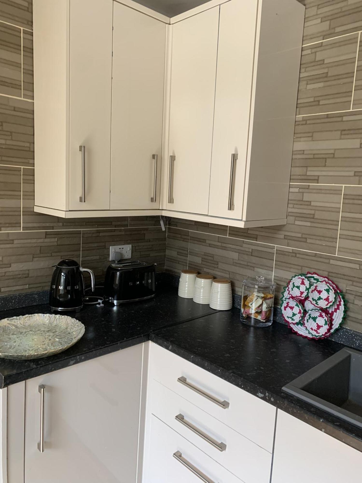 Adanhouse-Stockland Spacious 5 Bedroom House Sleeps 12 Private Garden Cardiff Ngoại thất bức ảnh